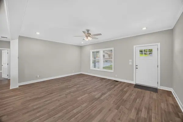 2499 River Ranch Dr, Cookeville, TN 38501