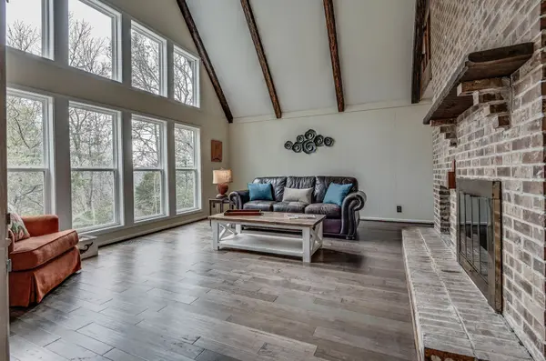 1408 Cedar Hill Rd, Kingston Springs, TN 37082