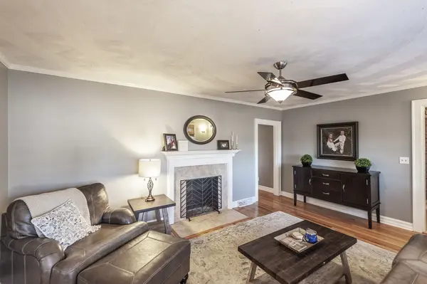 1745 Saundersville Rd, Hendersonville, TN 37075