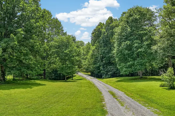 10739 Monterey Hwy, Monterey, TN 38574