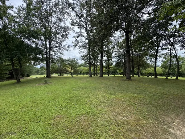 576 Vandagriff Rd, Mcminnville, TN 37110