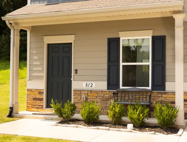 812 Lottie St, Columbia, TN 38401