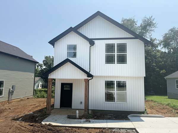 208 15th Ave #W, Springfield, TN 37172