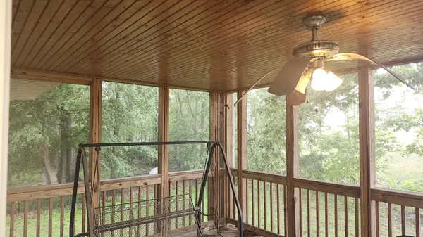 982 Trail Ridge Cir, La Vergne, TN 37086