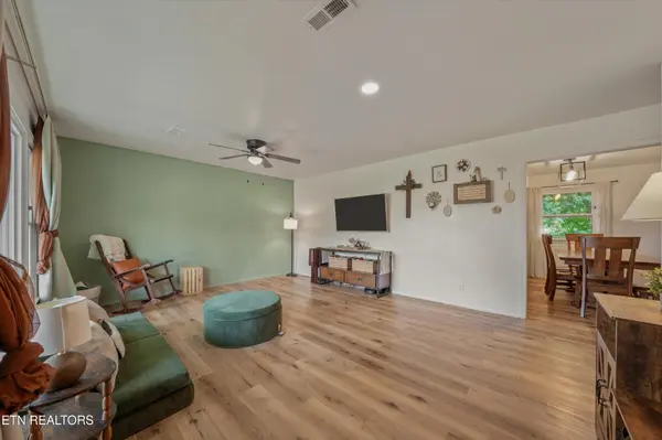 3604 Sisk Rd, Knoxville, TN 37921