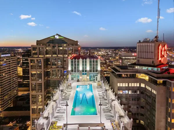 415 Church St #1003, Nashville, TN 37219