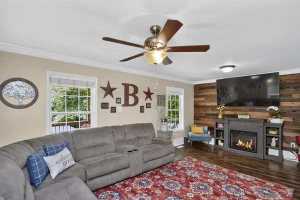 1851 Jordan Rd, Chapmansboro, TN 37035