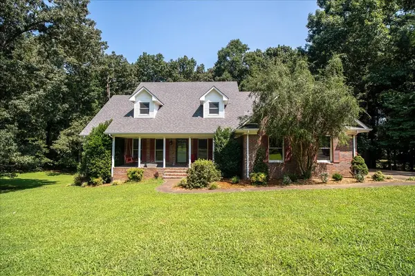 11 Ashley Ct, Lawrenceburg, TN 38464
