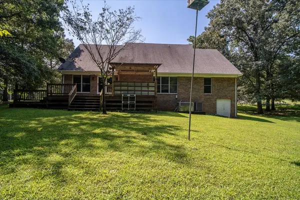 11 Ashley Ct, Lawrenceburg, TN 38464