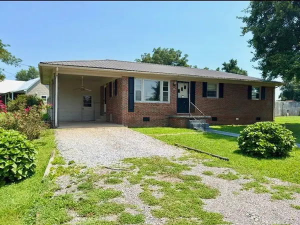 103 Garden St, Estill Springs, TN 37330