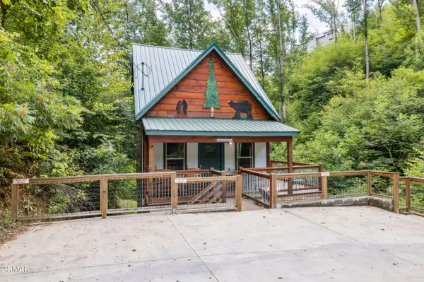 349 Wiley Oakley Drive, Gatlinburg, TN 37738