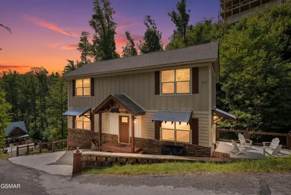 355 Wiley Oakley Drive, Gatlinburg, TN 37738