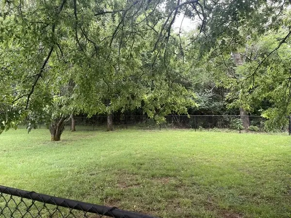 303 Spring Hill Dr, Smyrna, TN 37167