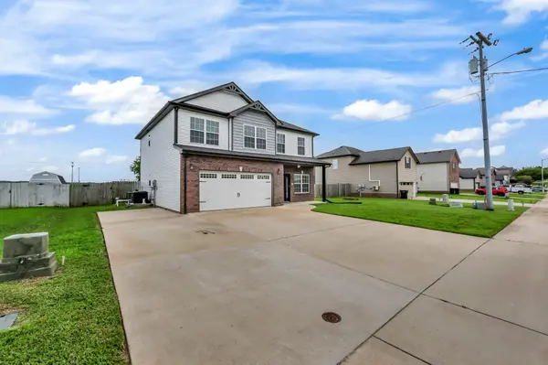 2428 Andersonville Dr, Clarksville, TN 37042