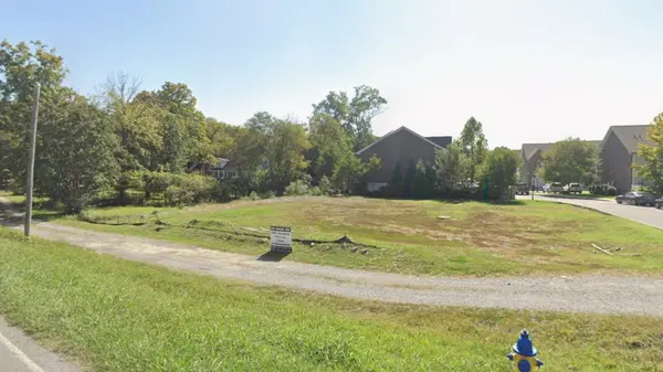 193 Main St #W, Mount Juliet, TN 37122