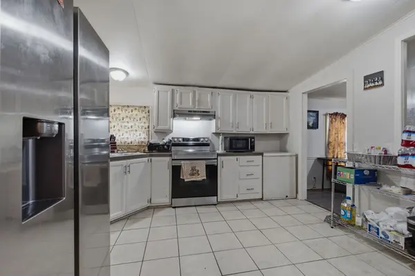 1305 Wolf Hill Rd, Bethpage, TN 37022