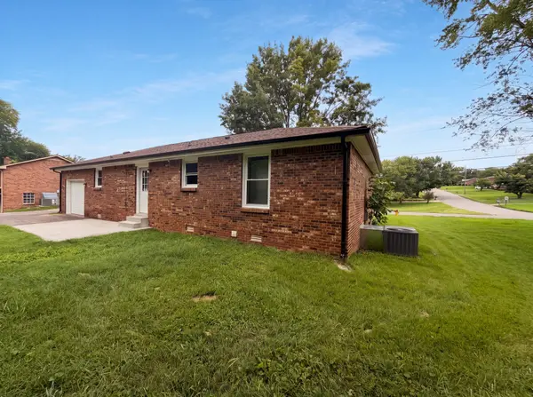 330 Harold Dr, Clarksville, TN 37040