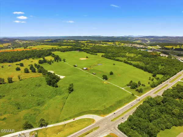 789 Tennessee 92, Dandridge, TN 37725