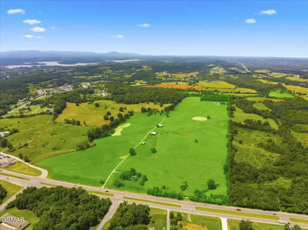 789 Tennessee 92, Dandridge, TN 37725