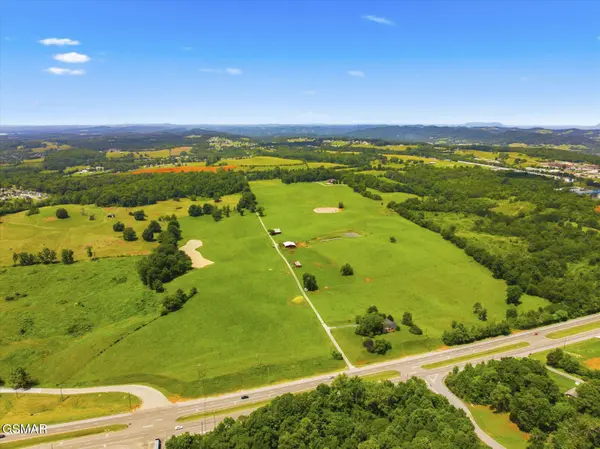 789 Tennessee 92, Dandridge, TN 37725