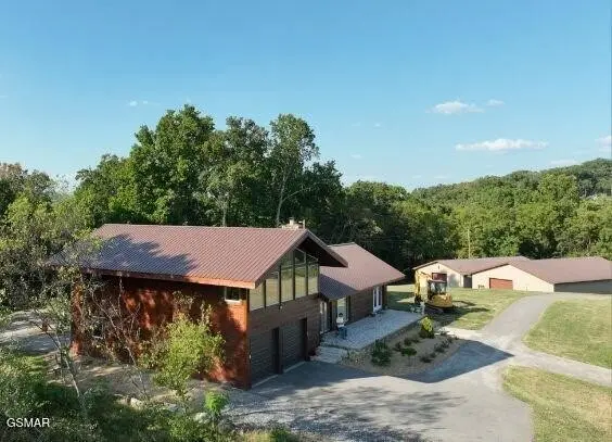 260 Highway 113, White Pine, TN 37890