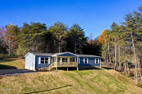 350 Bungalow Drive, Dandridge, TN 37725