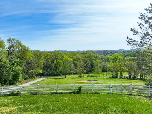 4321 Long Ln, Franklin, TN 37064