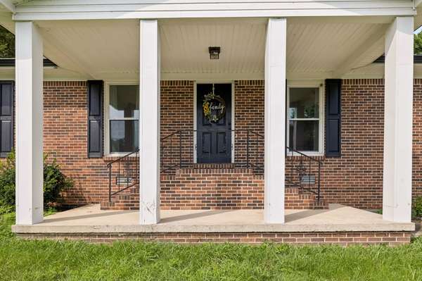 132 Hillwood Dr, Carthage, TN 37030