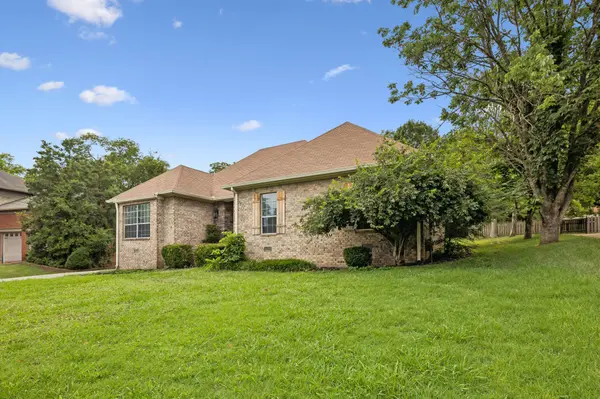 130 Devonshire Trl, Hendersonville, TN 37075