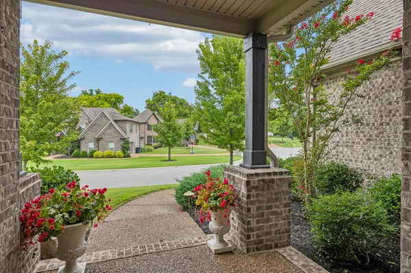 138 Circle Drive, Hendersonville, TN 37075