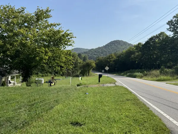 417 Defeated Creek Hwy, Carthage, TN 37030