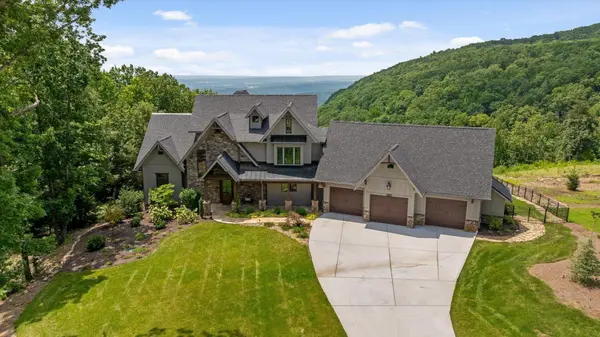 8044 Mountain Laurel Trail #(8), Signal Mountain, TN 37377