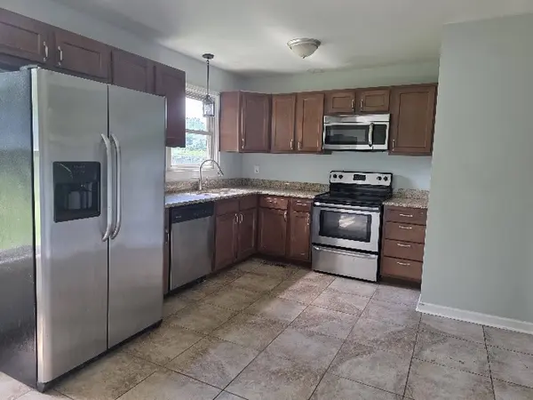 2819 Sparrow Dr, Clarksville, TN 37040