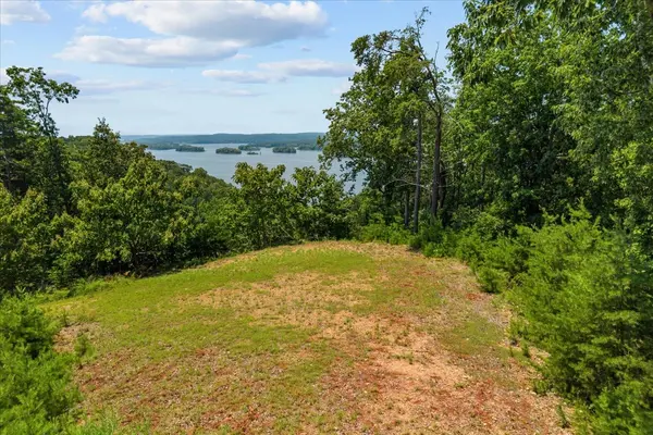 0 Float Dr, Waverly, TN 37185