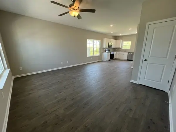 218 Tara Ct, Columbia, TN 38401