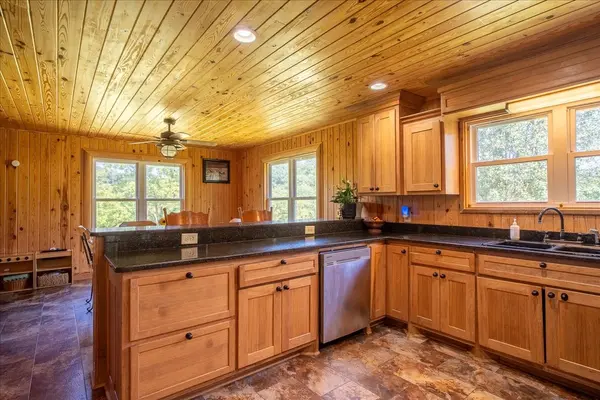 474 Long Branch Rd, Lawrenceburg, TN 38464