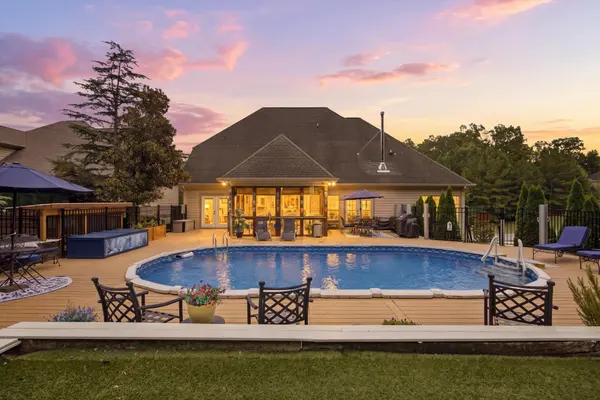 11177 Captains Cove Drive, Soddy Daisy, TN 37379