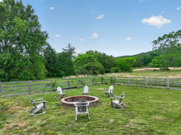 2130 Stewart Creek Rd, Murfreesboro, TN 37129