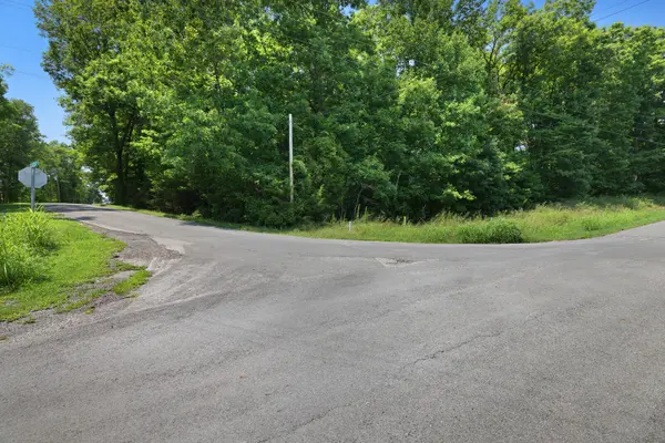 0 E 40 Rd, Bon Aqua, TN 37025
