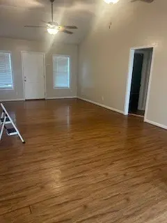 2303 Clarksville Road, Trenton, KY 42286