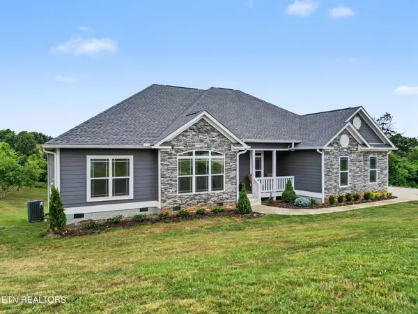 218 Eagle View Drive, Dandridge, TN 37725