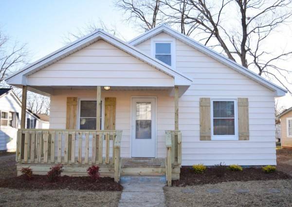 413 5th St, Lawrenceburg, TN 38464
