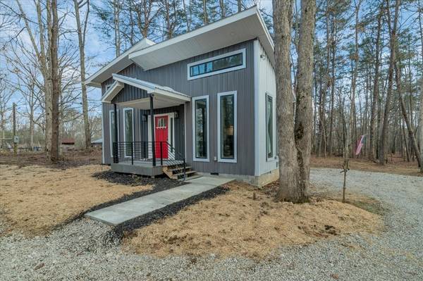 17458 SR 50, Altamont, TN 37301