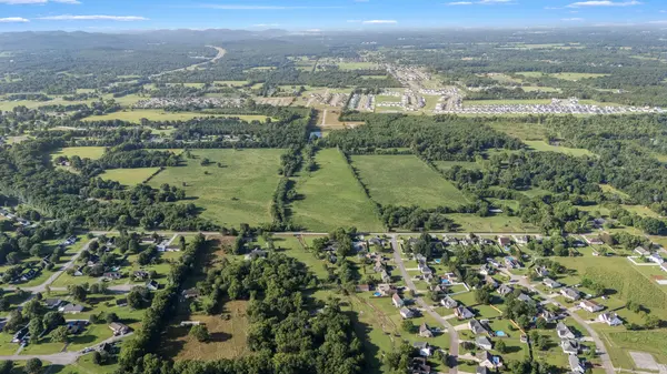 483 Stones River Ln, Murfreesboro, TN 37128