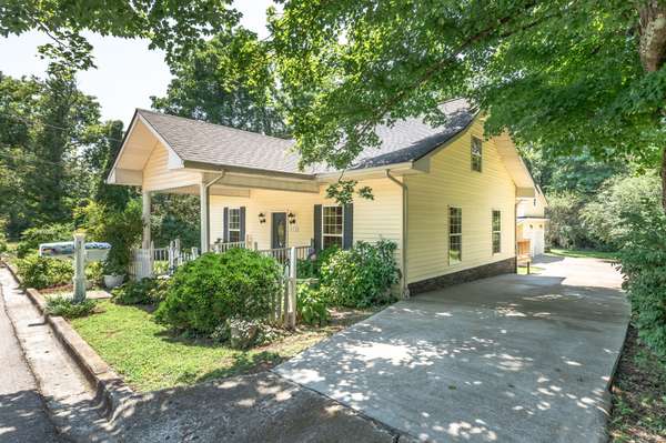 613 Mitchell Ave, Columbia, TN 38401