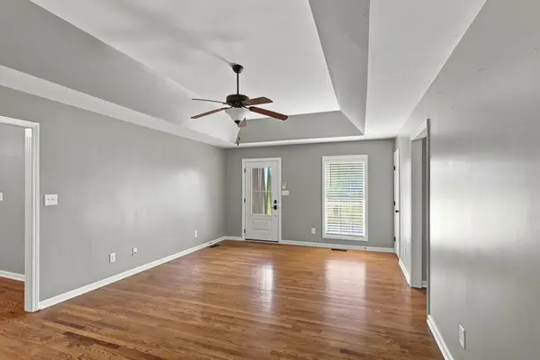 246 Walbrook Dr, Gallatin, TN 37066
