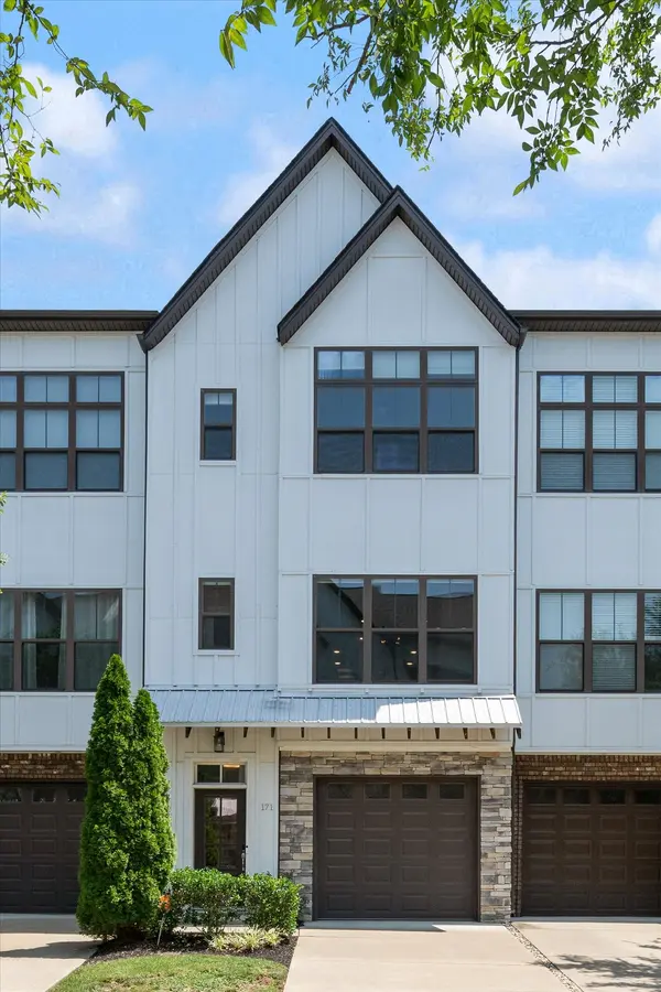 171 Stonecrest Dr, Nashville, TN 37209