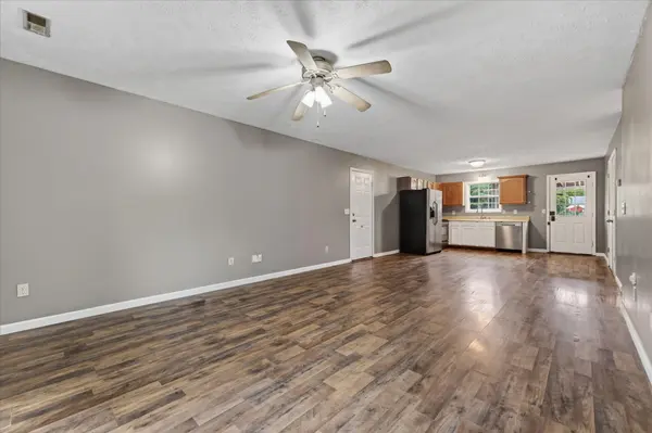 221 Grant Ave, Oak Grove, KY 42262
