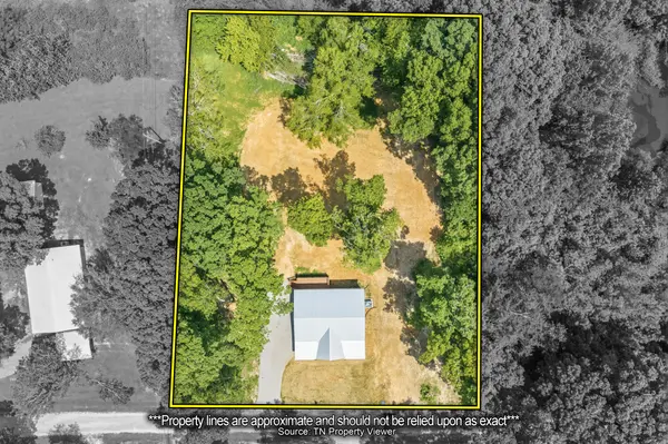 45 Grice Ln, Parsons, TN 38363