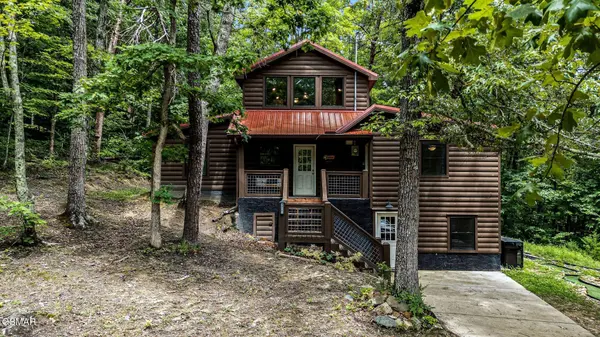 2211 Lake View Lane, Sevierville, TN 37876